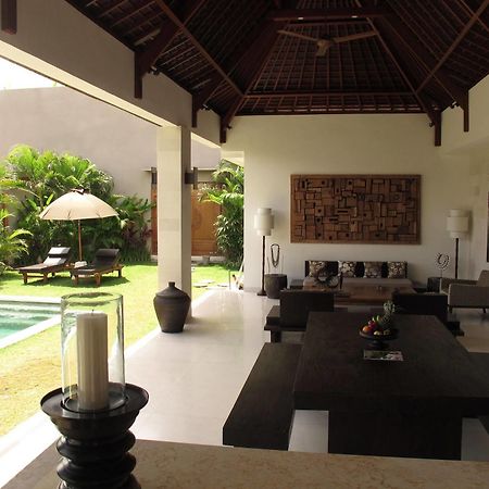 Villa Chocolat Seminyak Exteriör bild