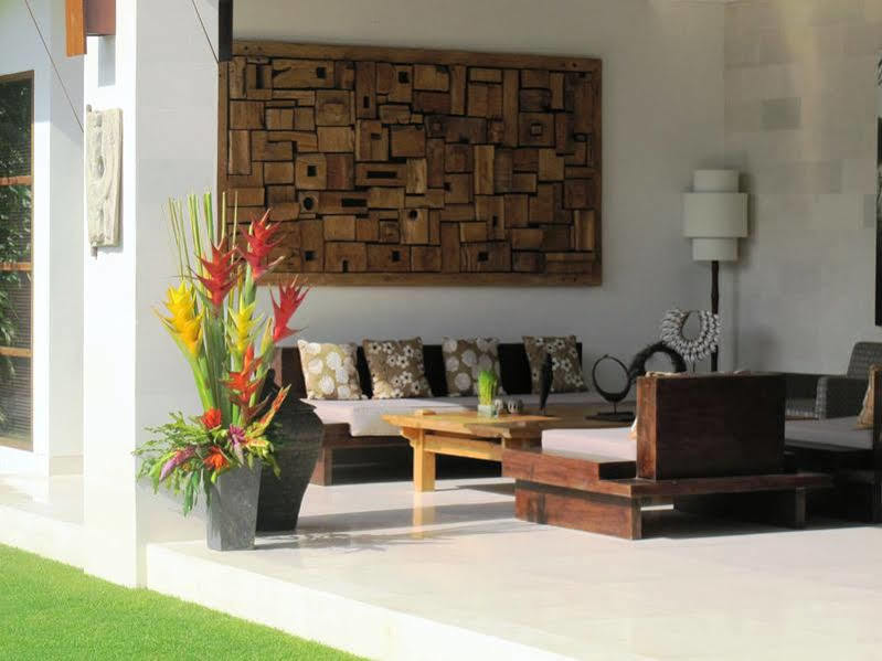 Villa Chocolat Seminyak Exteriör bild