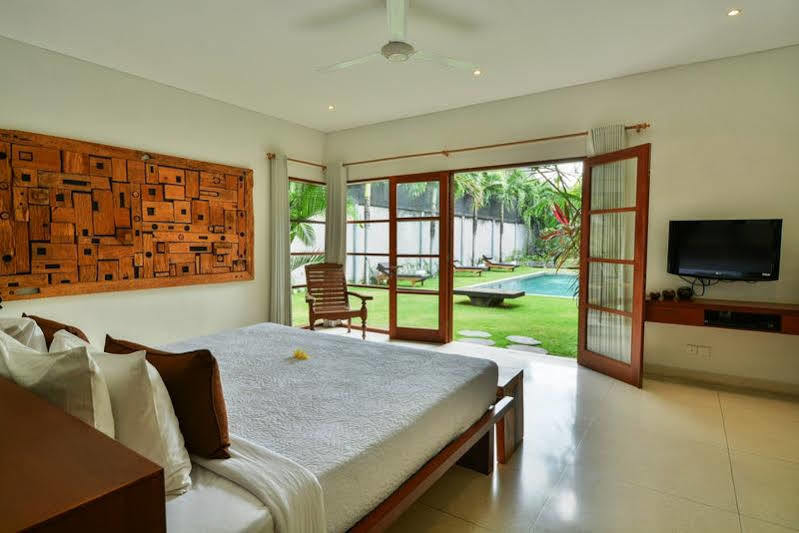 Villa Chocolat Seminyak Exteriör bild