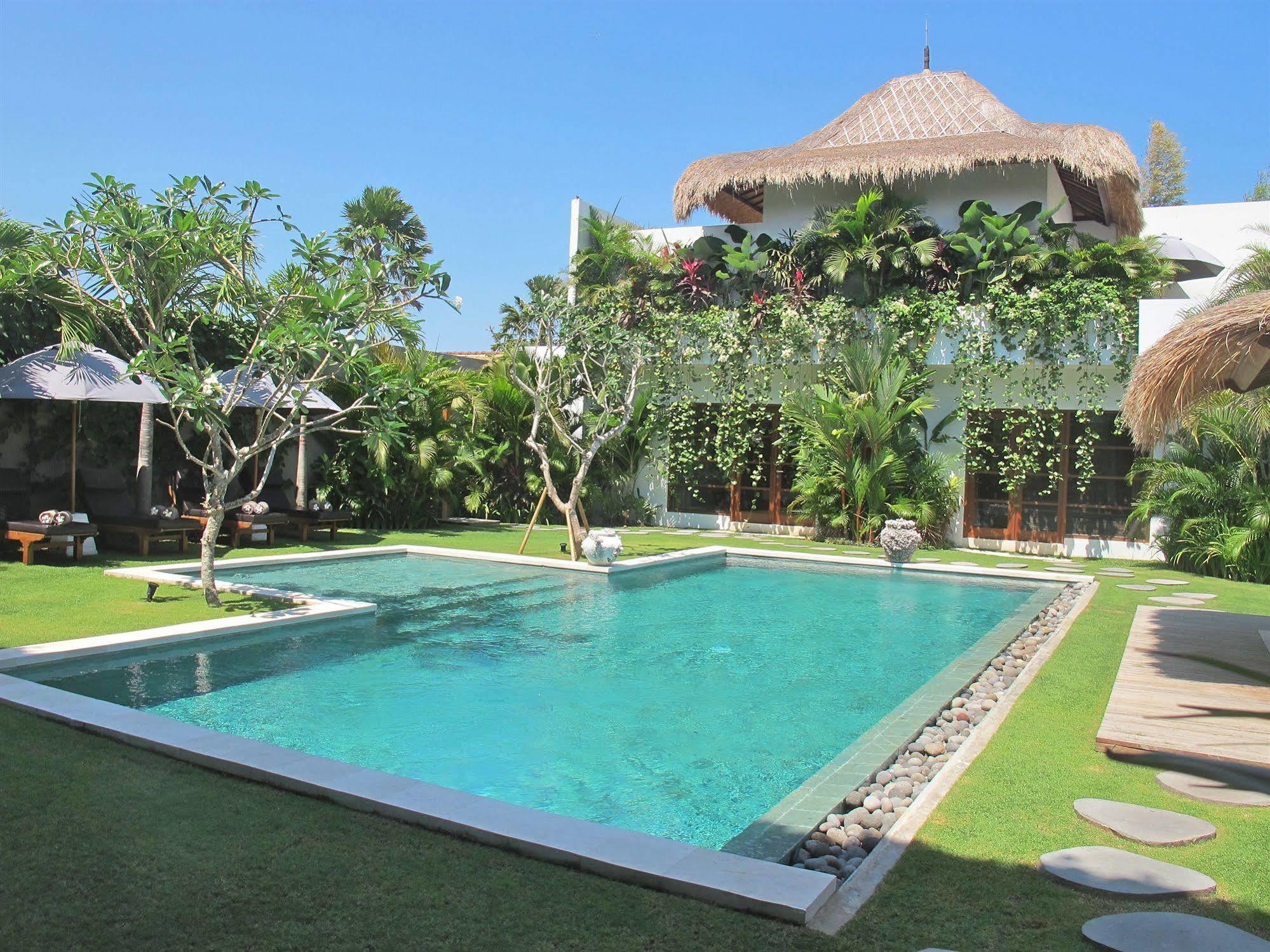 Villa Chocolat Seminyak Exteriör bild