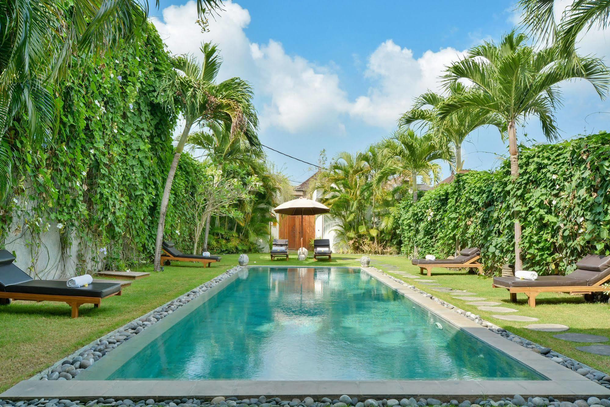 Villa Chocolat Seminyak Exteriör bild